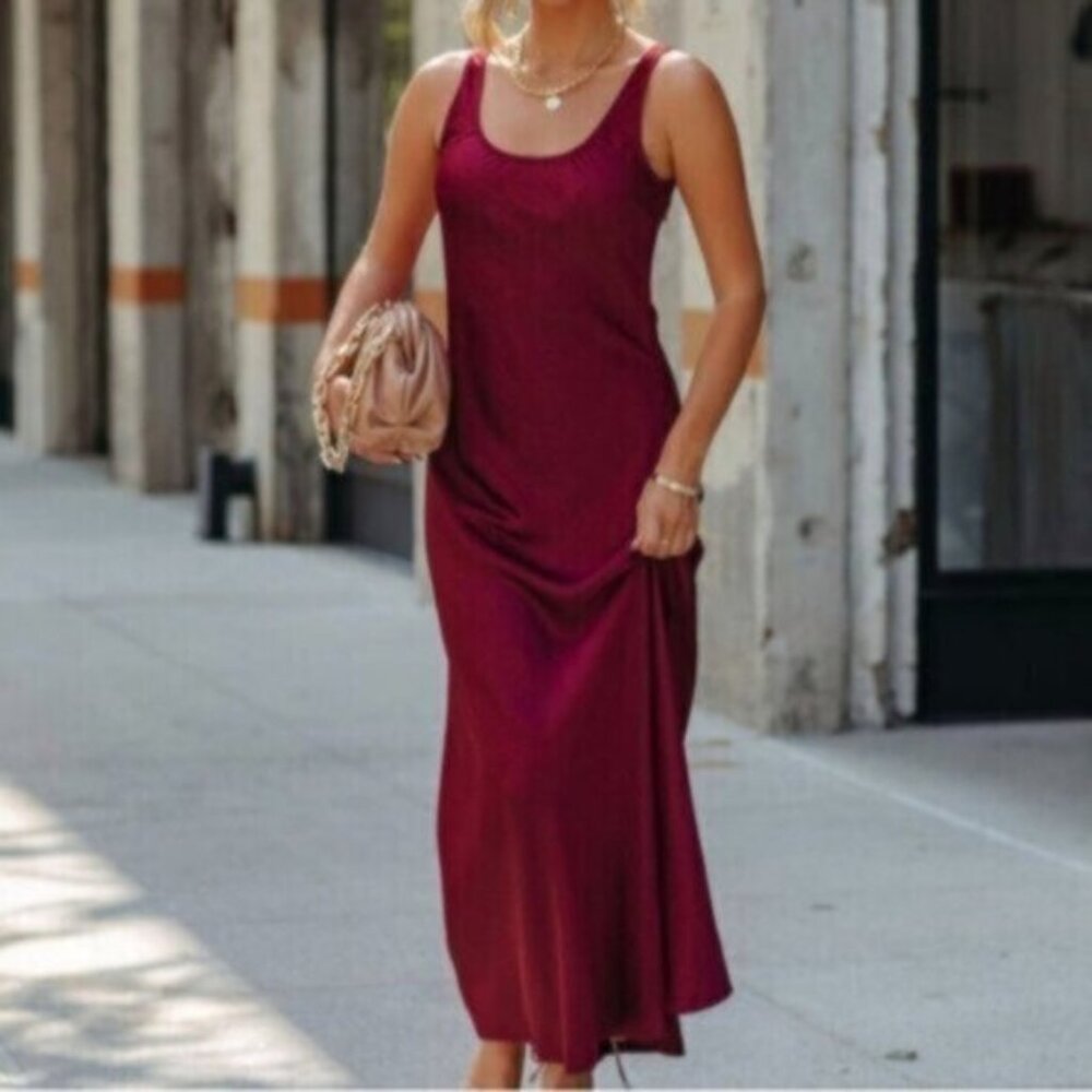 Sleeveless Burgundy Maxi Dress - Elegant Women's Summer Dress